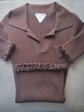 Bottega Veneta Salon 01 - Brown Ribbed V-Neck Polo Sweater with Green Stitching
